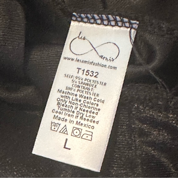 NWOT Les Amis Velvet Top - Picture 2 of 4